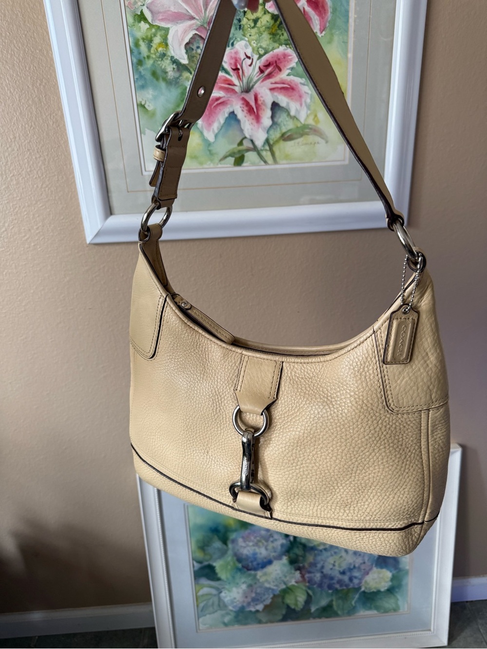 Vintage Legacy Coach Y2K Cream Leather Shoulder Bag SoHo Style